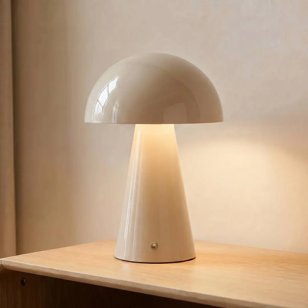 Lindby LED-Akkutischlampe Nevijo, beige, Ø20cm, USB, Dimmer