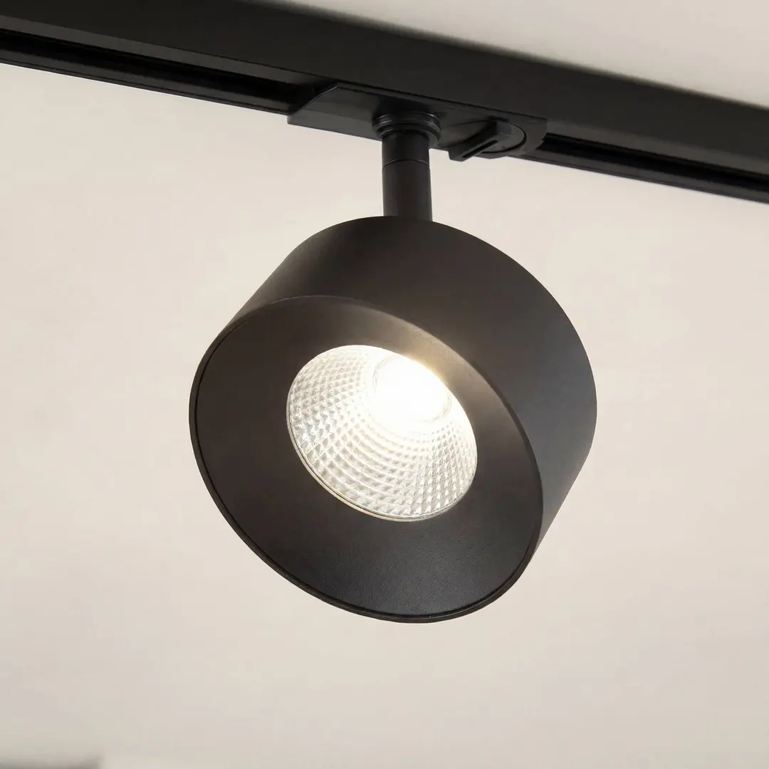 Lindby LED-Schienen-Spot Linaro, schwarz, Ø 9,5 cm, 3.000K