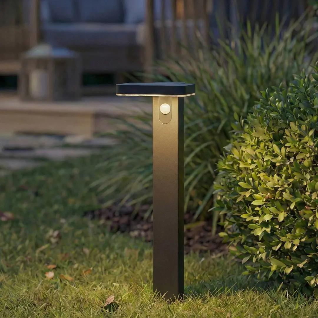 Prios LED-Solar-Wegelampe Tarlson, eckig, anthrazit, Sensor