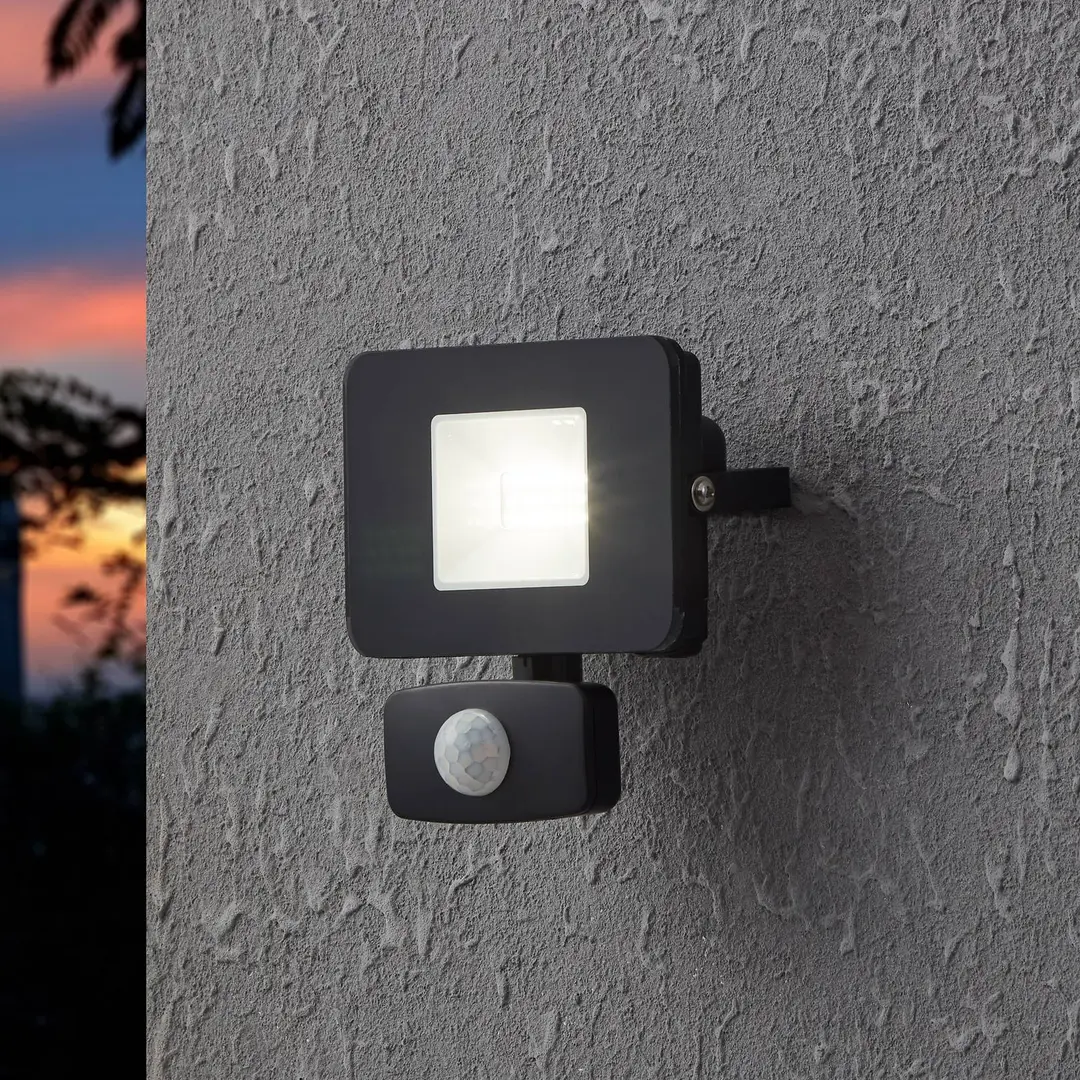 EGLO LED-Außenstrahler Faedo 3 mit Sensor, schwarz, 10W
