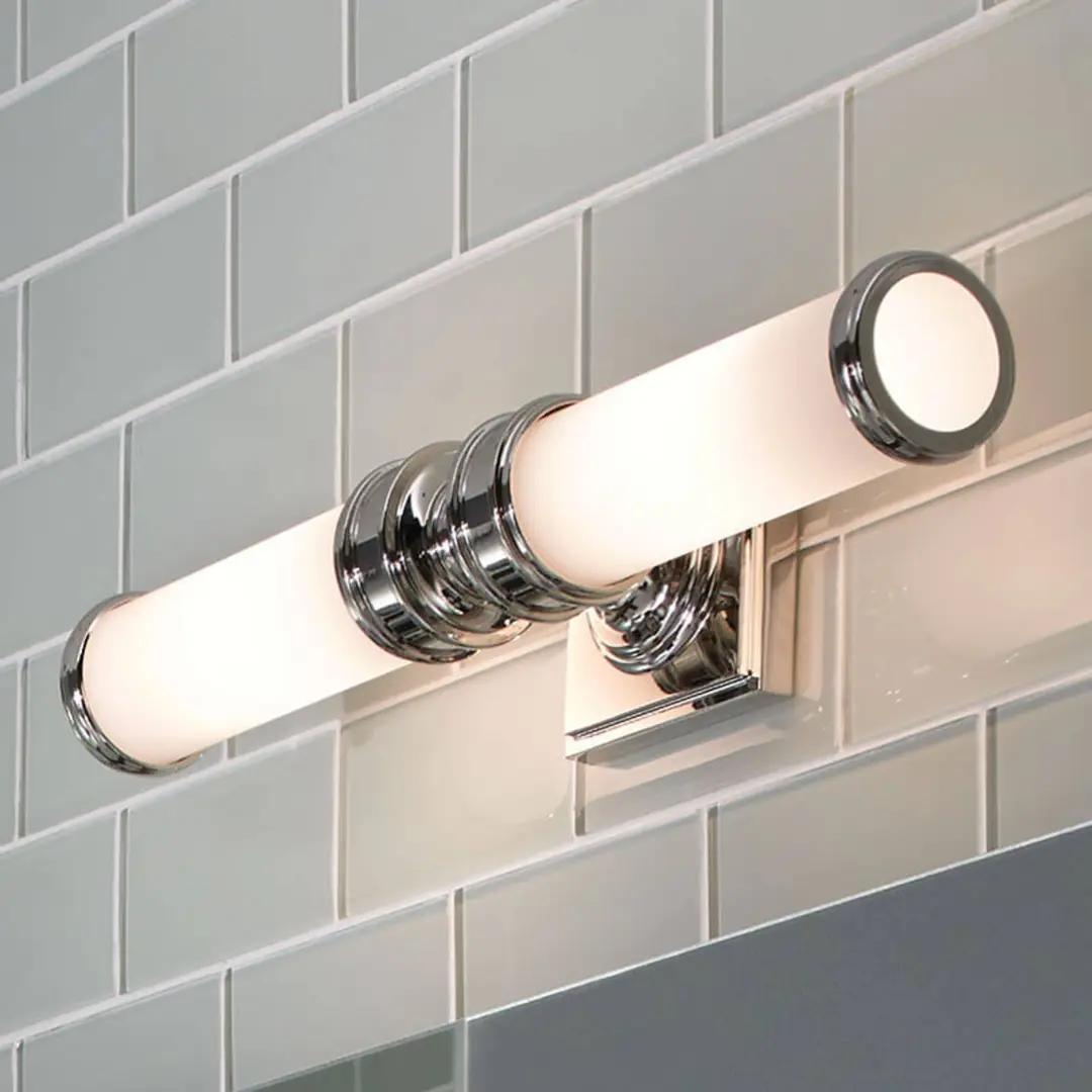 FEISS LED-Wandleuchte Payne, chrom, Höhe 49 cm, 2-flg. IP44