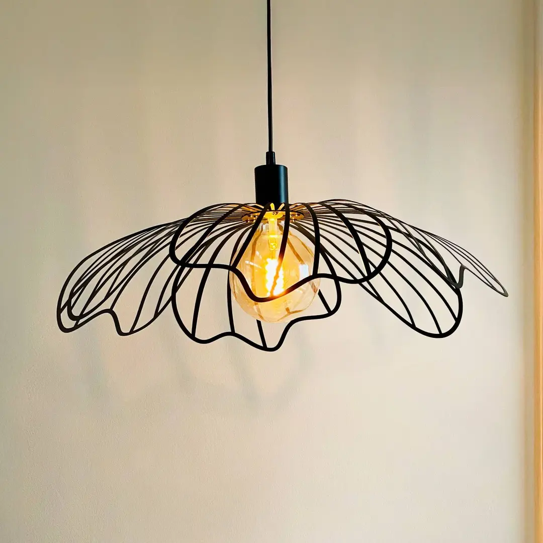 Dyberg Larsen Hängelampe BLUMEN, schwarz matt, Ø 60 cm