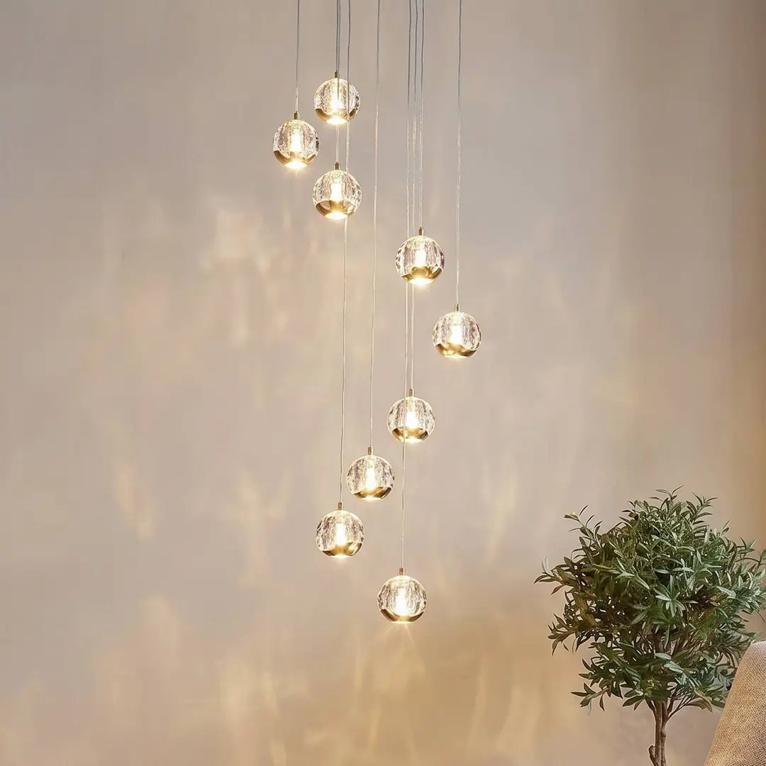 Lucande LED-Hängelampe Hayley, Ø 40 cm, 9-flg., gold, Glas