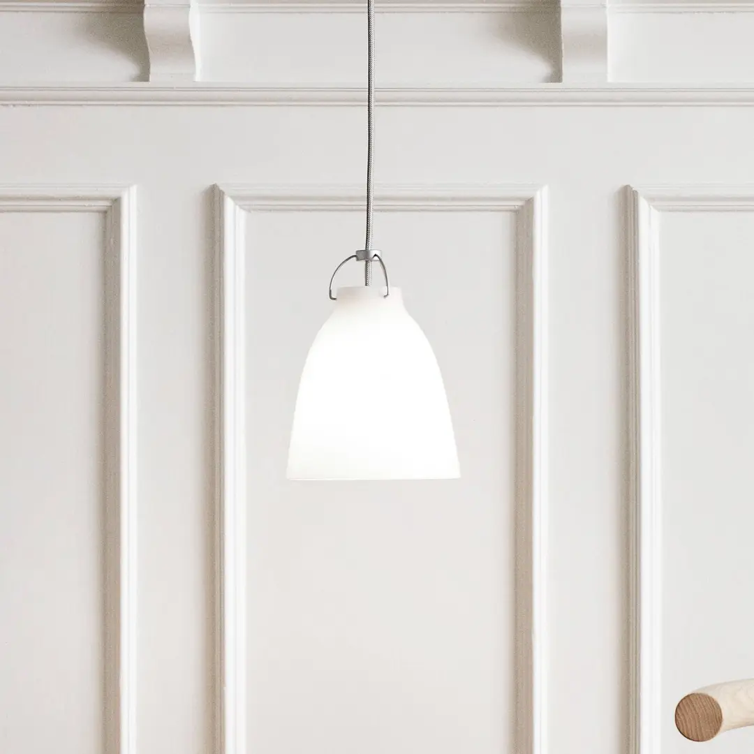 FRITZ HANSEN Caravaggio P1 Opalglas Ø 16,5 cm