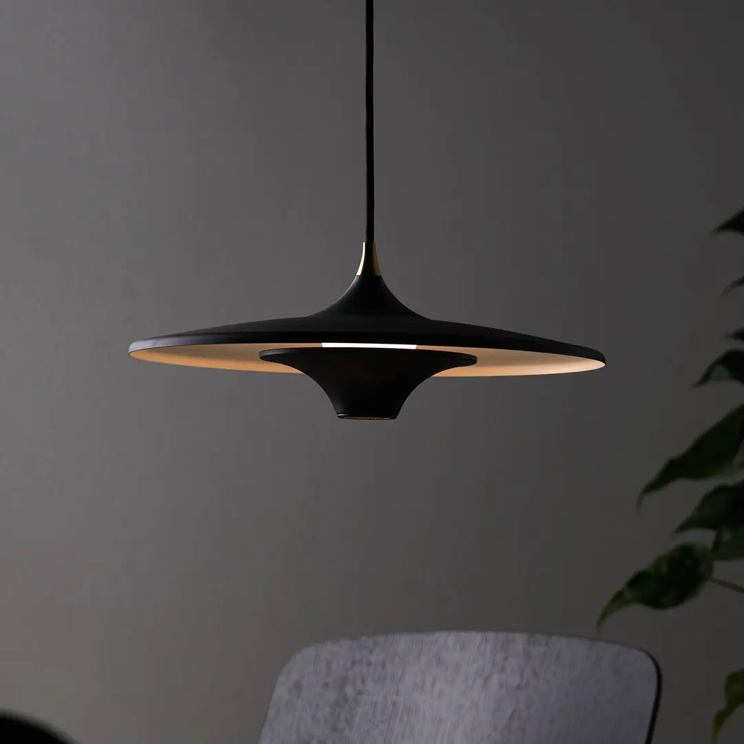 LOOM DESIGN LED-Hängeleuchte Moja, Ø 35 cm, schwarz