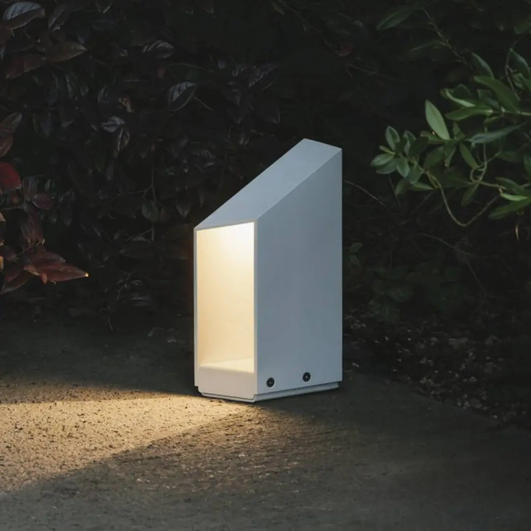 MARSET LED-Sockellampe Domus, Höhe 26 cm, weiß, Aluminium