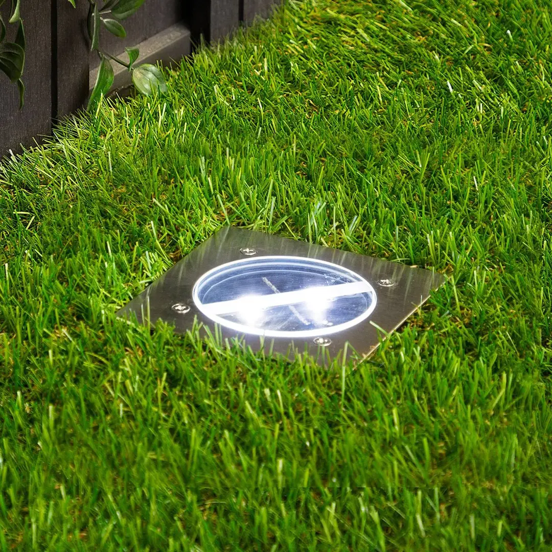 Smartwares Solar-LED-Bodeneinbaustrahler Lugo, IP44, 10,5 x 10,5 cm