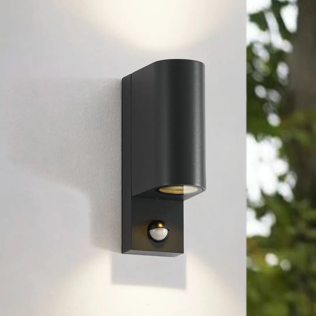 Lindby Außenwandleuchte Palina, Sensor, IP44, anthrazit