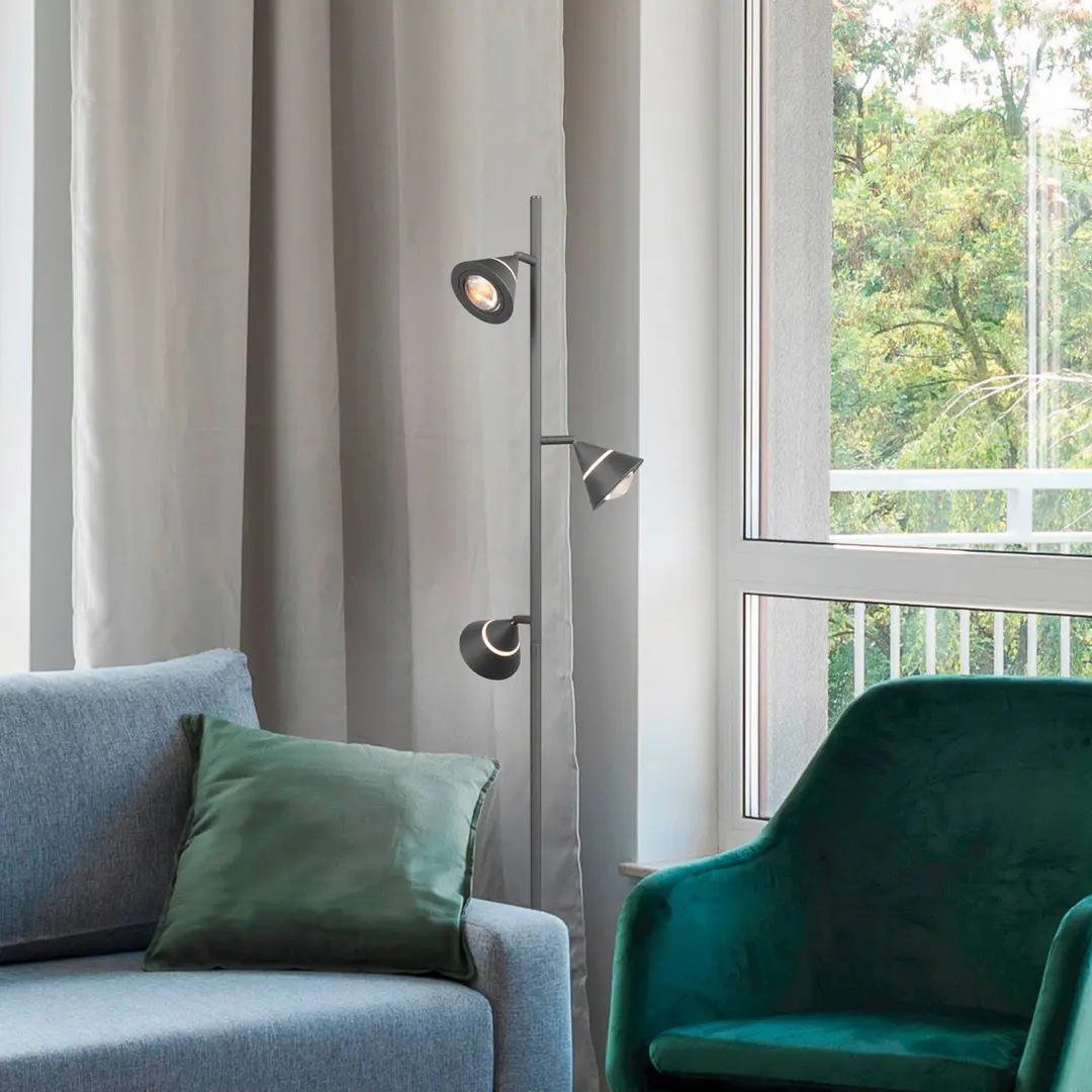 Trio Lighting LED-Stehlampe Romeo, Höhe 150 cm, schwarz, Metall, 3-flg.