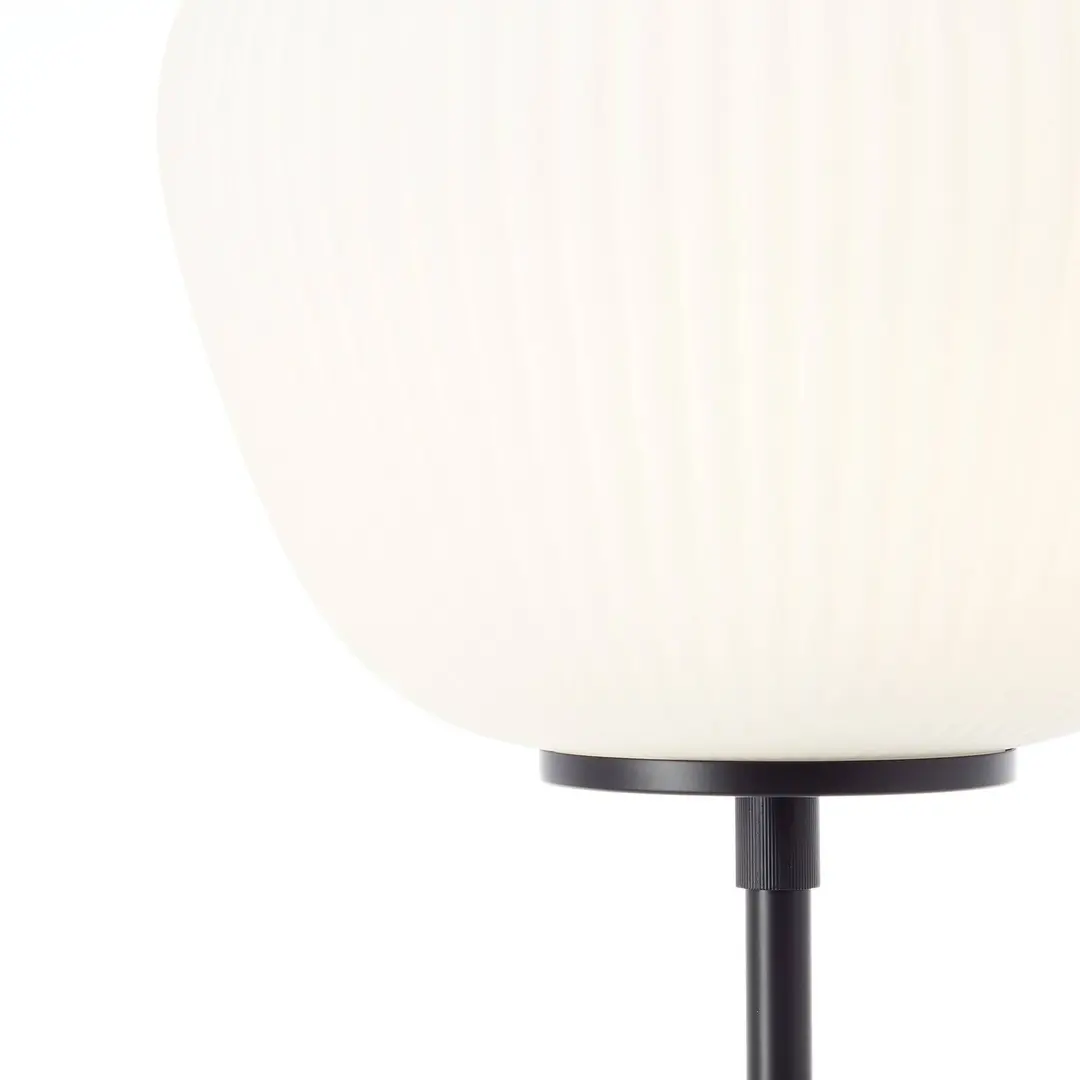 Brilliant Stehlampe Kaizen, Höhe 140 cm, opal, Glas/Metall