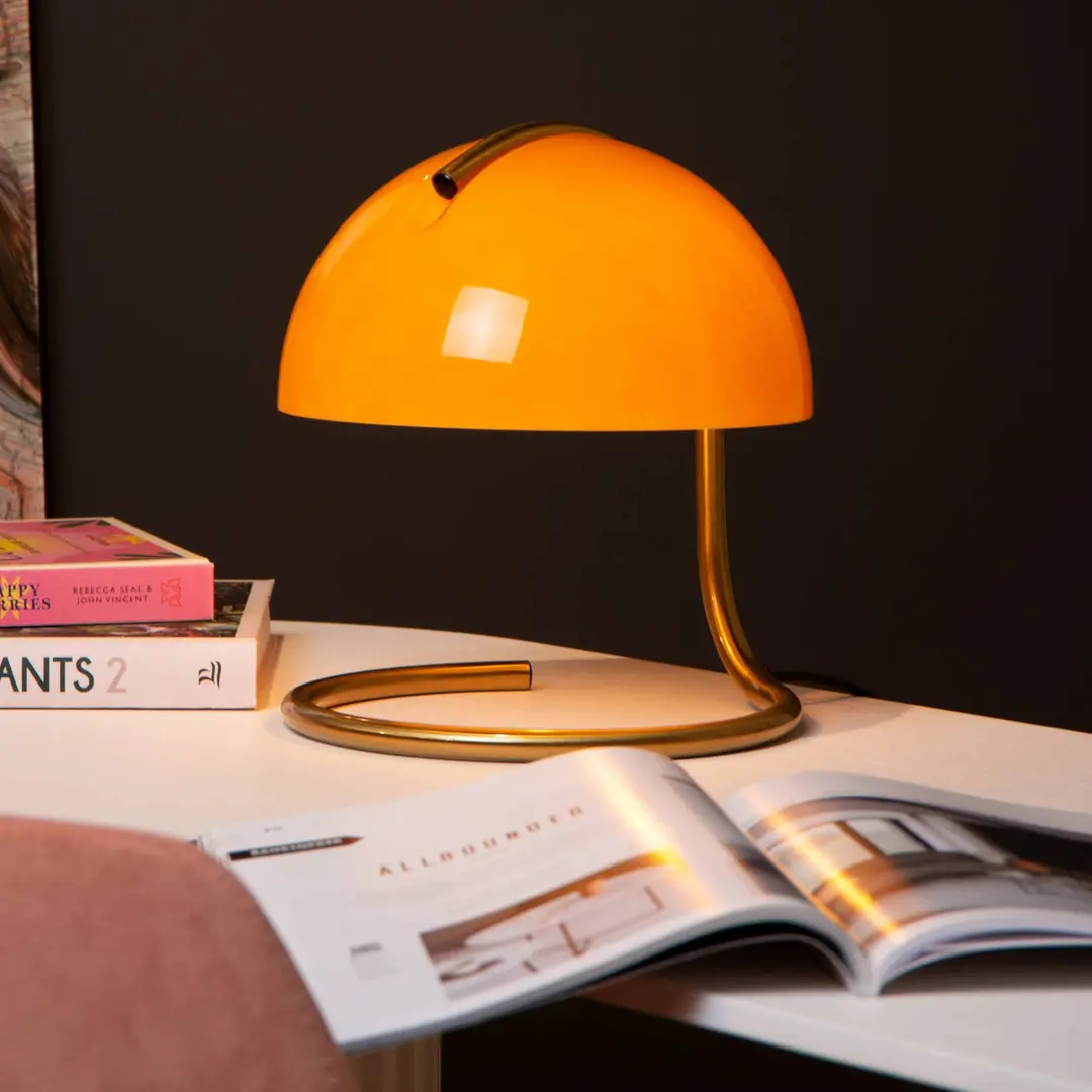 Lucide Retro-Tischleuchte Cato mit Milchglasschirm orange