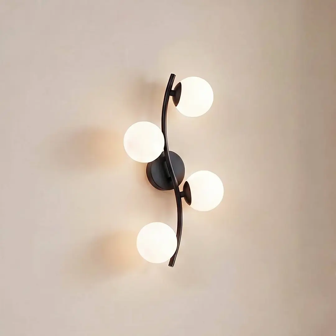 Lindby Wandleuchte Josiana, opal/schwarz, 48 cm, Kugel, Glas