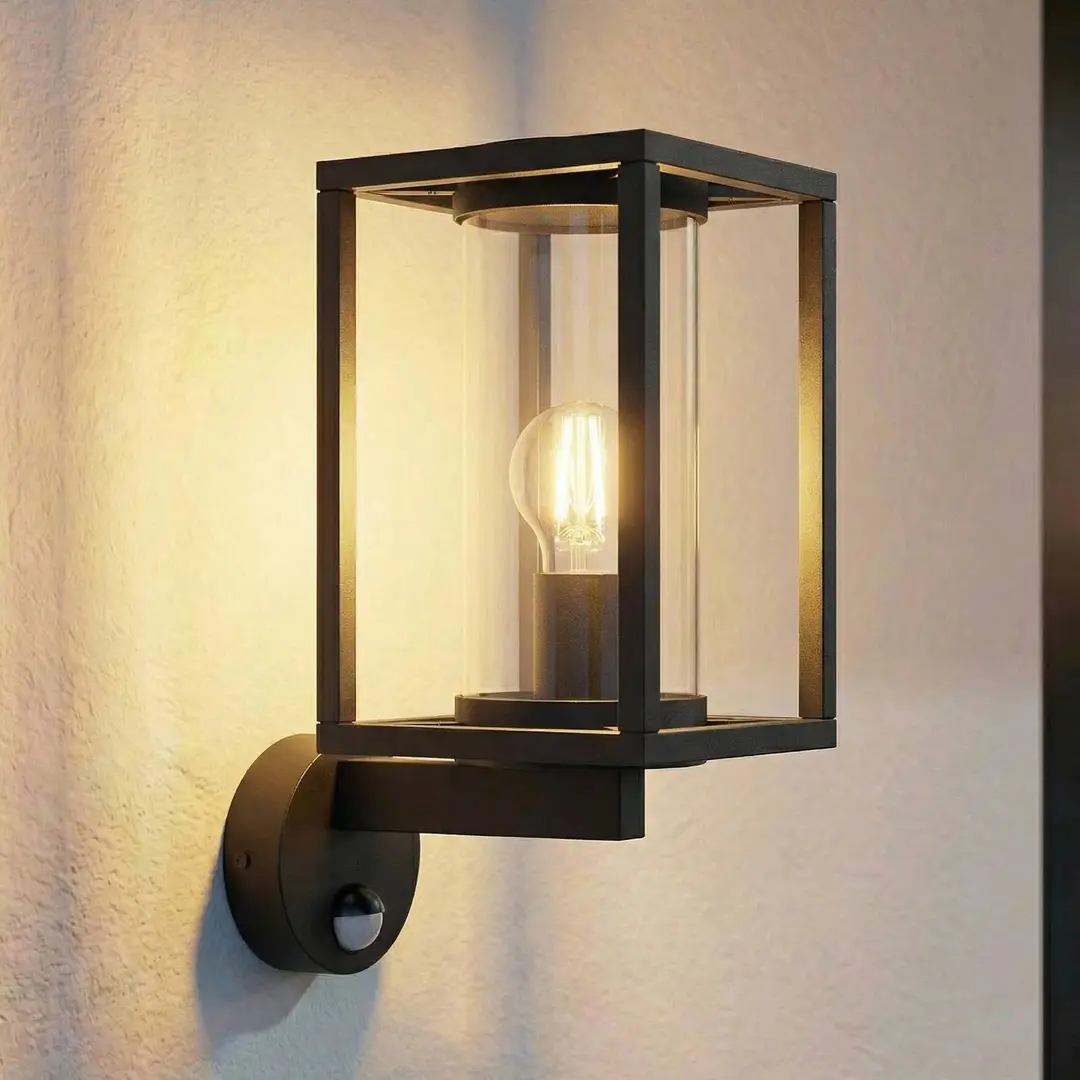 Lucande Außenwandlampe Ferda, Sensor Fassung oben, anthrazit