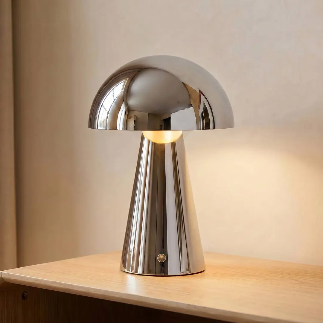 Lindby LED-Akkutischlampe Nevijo, chrom, Ø20cm, USB, Dimmer