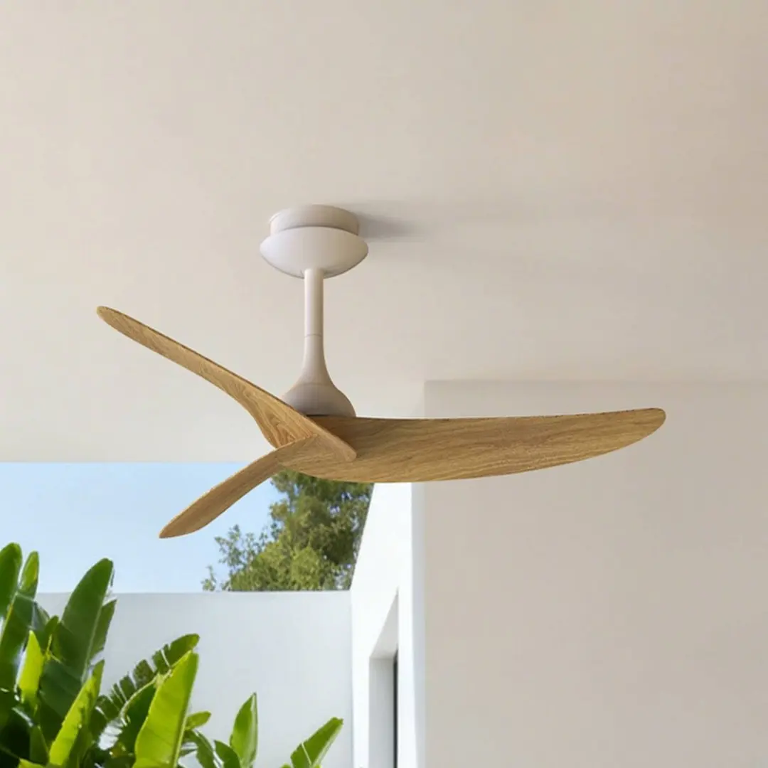 Mantra Iluminación Deckenventilator Ipanema, weiß/holz, DC, leise, Remote, IP44