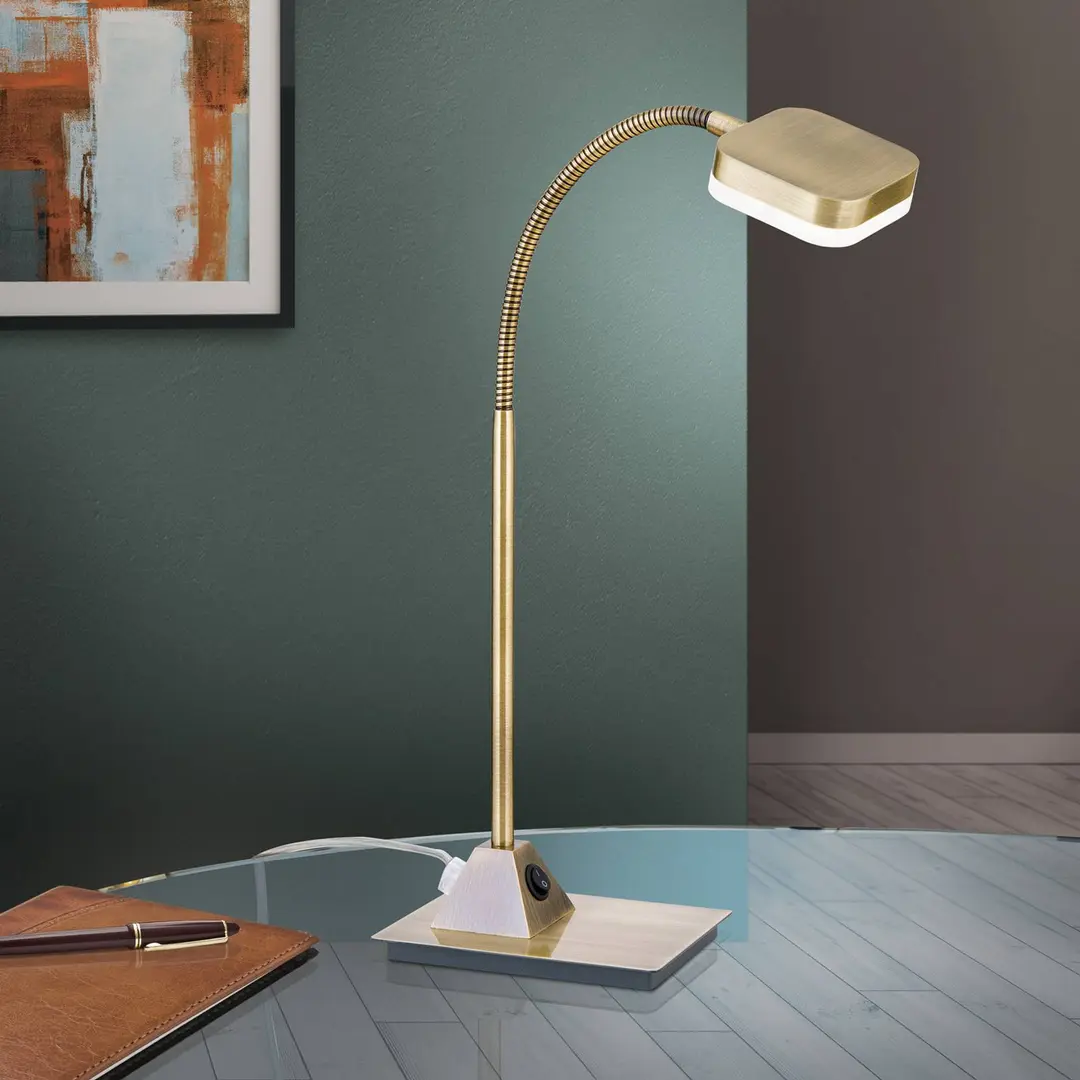 Orion LED-Tischleuchte Tobias, altmessing