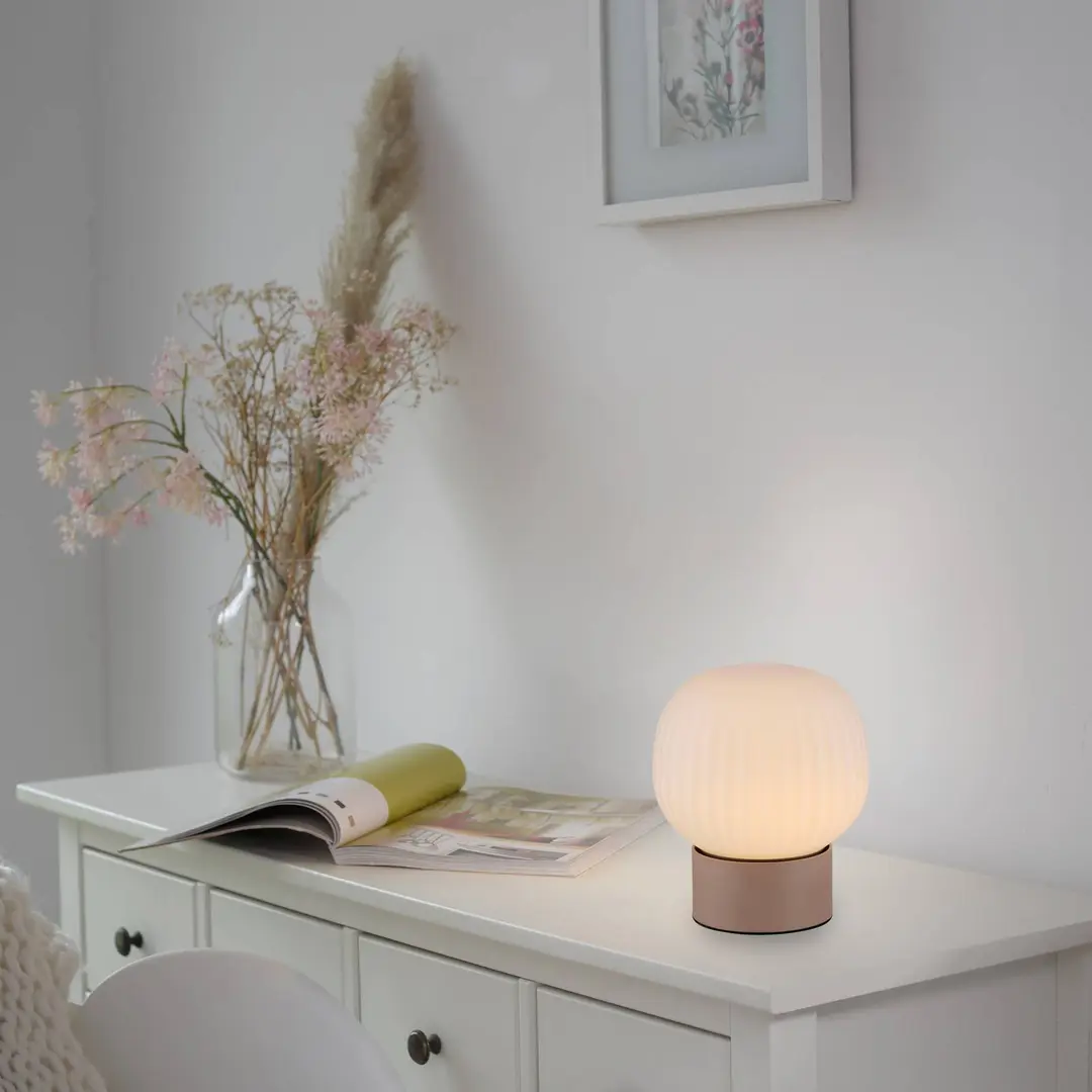 JUST LIGHT. GmbH LED-Tischleuchte Nami, weiß/sand, Glas, Eisen, Höhe 17 cm