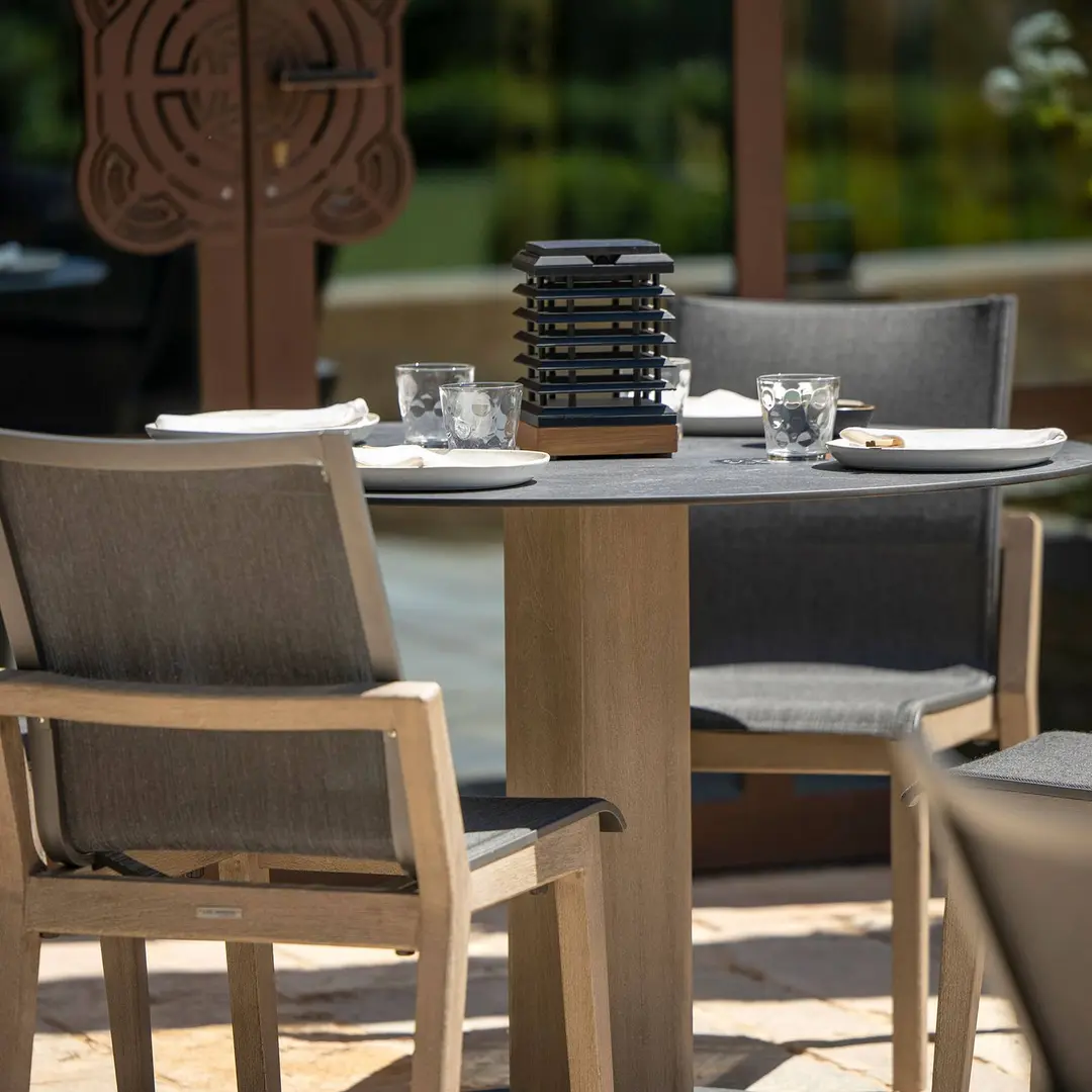 Les Jardins LED-Solartischleuchte Tekura aus Teak-Holz