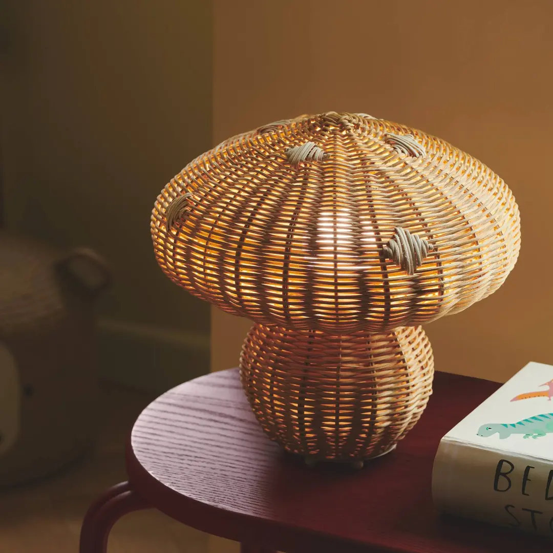 Nordlux Tischleuchte Allie, Rattan, Pilzform, naturbraun