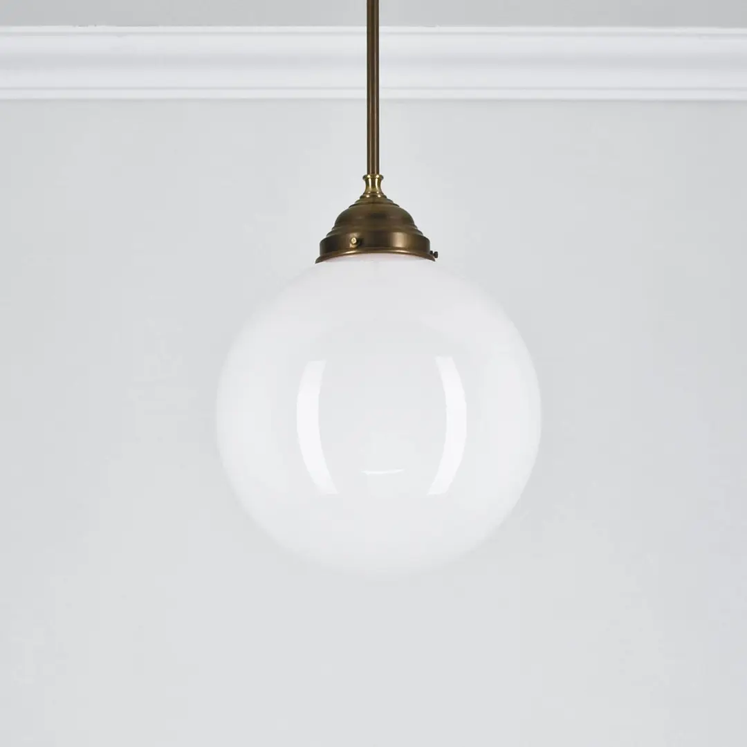 Berliner Messinglampen Stabpendelleuchte PS45, nickel/opal, 1-flg., Ø 25 cm, E27