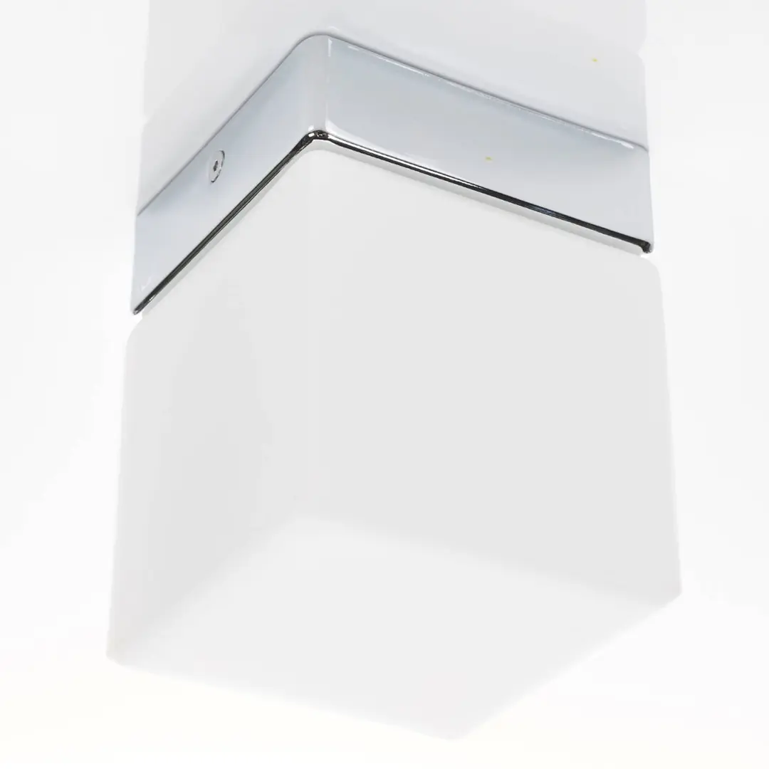 Helestra Keto LED-Deckenleuchte, Würfel, chrom
