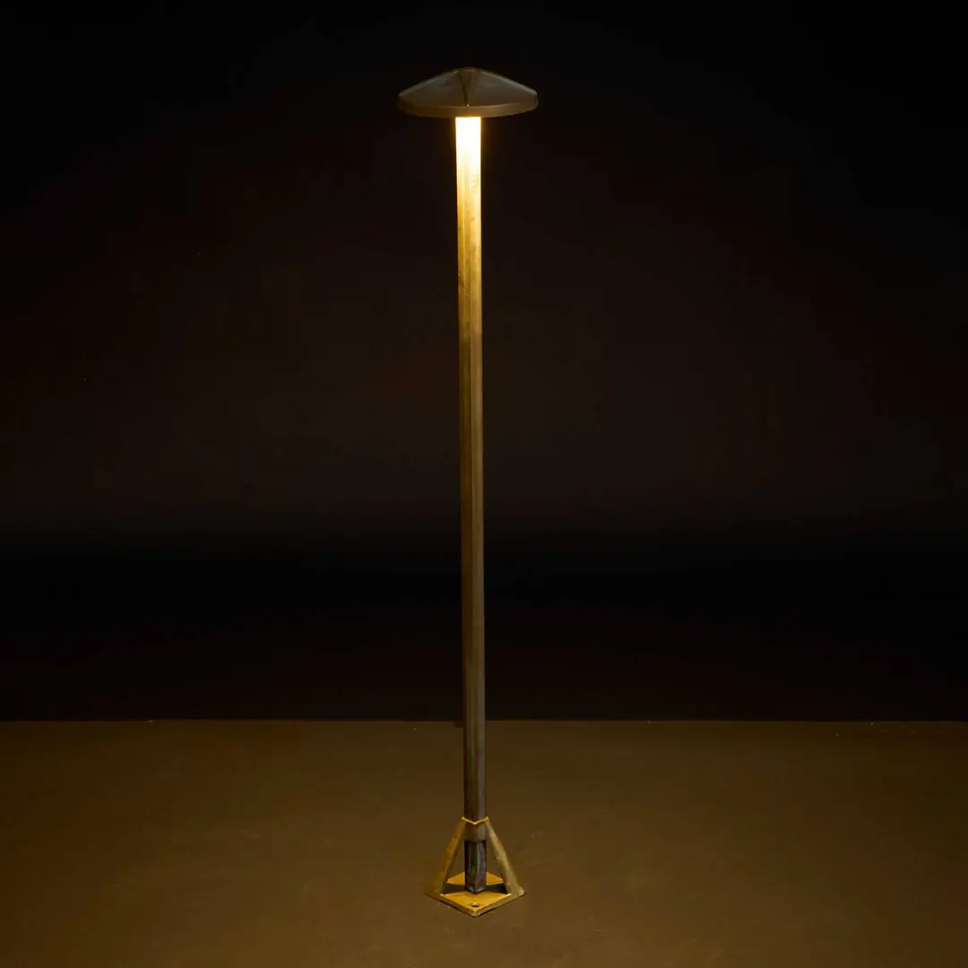 Moretti Luce LED-Wegeleuchte Aura Disk, Höhe 80 cm, messing antik, IP65