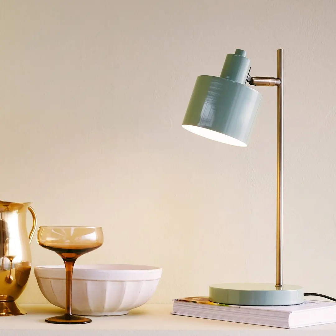 Dyberg Larsen Tischlampe Ocean, oliv/messing, Höhe 43 cm