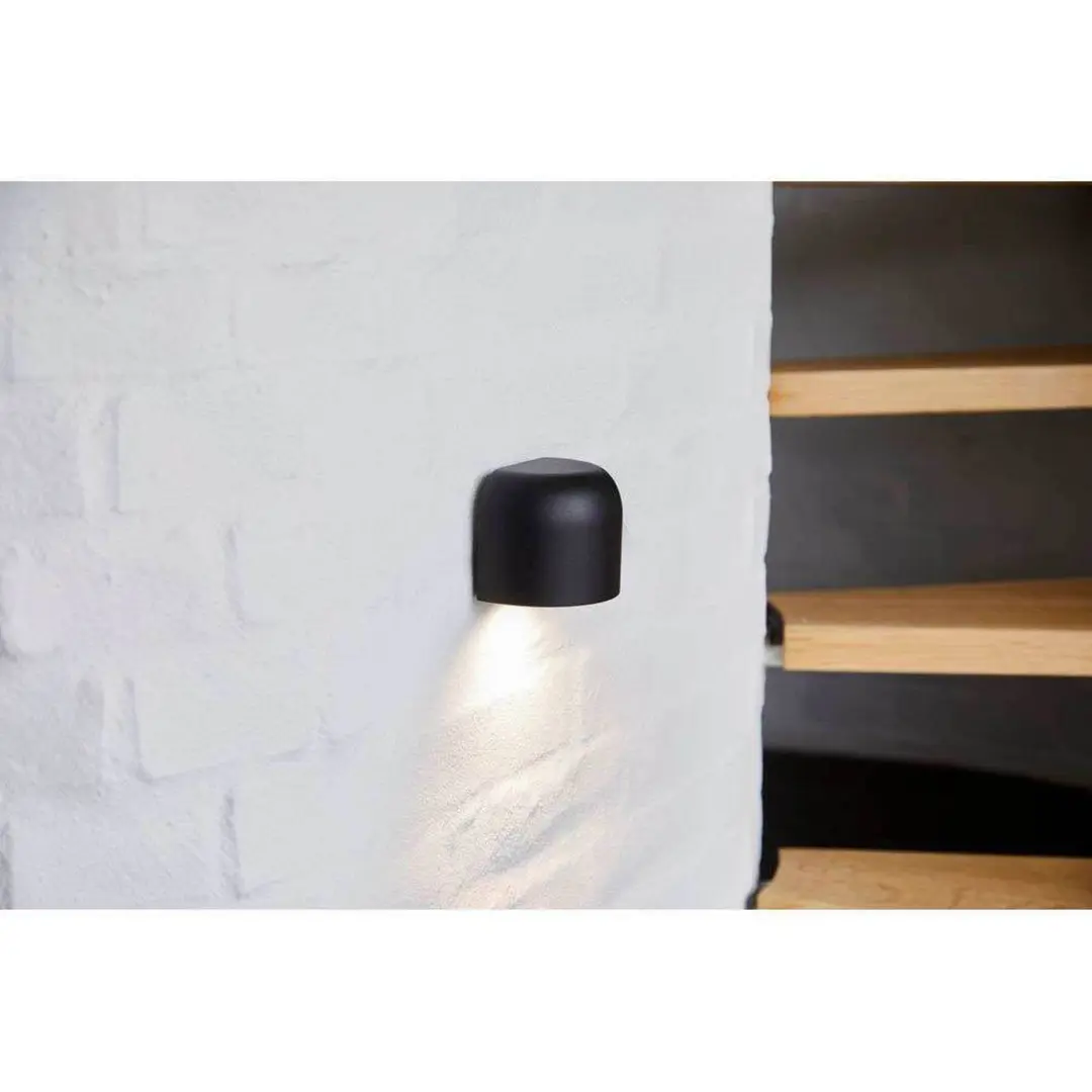 LOOM DESIGN LED-Wandleuchte Nyx, schwarz