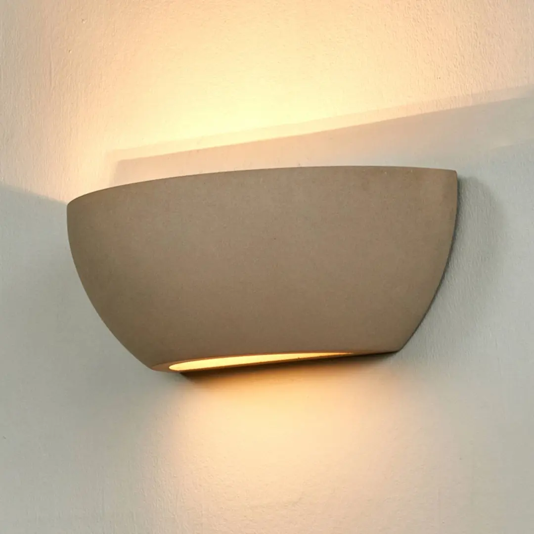 LINDBY Wandleuchte Renata aus Beton