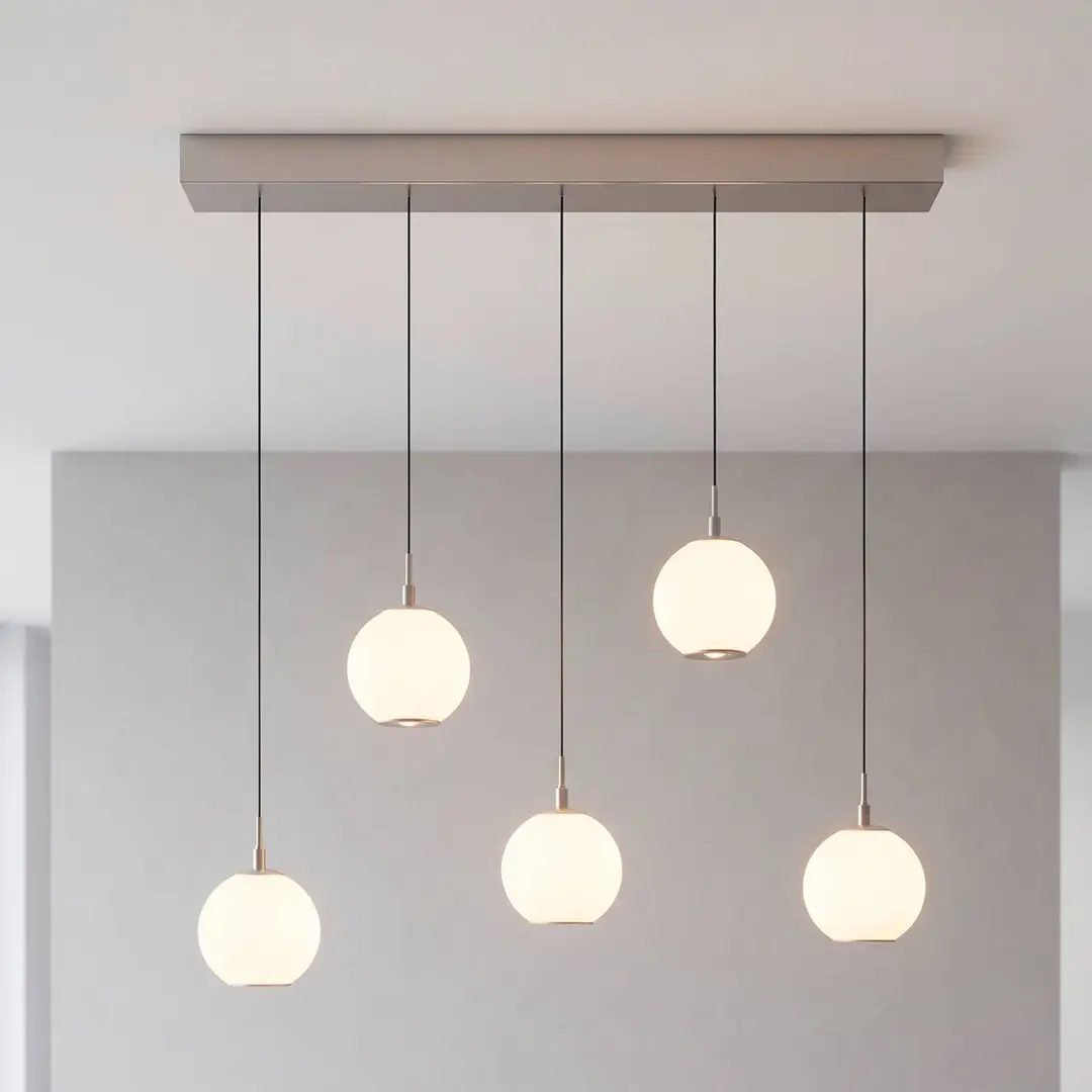 PAUL NEUHAUS LED-Hängelampe Sandora, sandfarben, Länge 92 cm Glas, 5-flg.