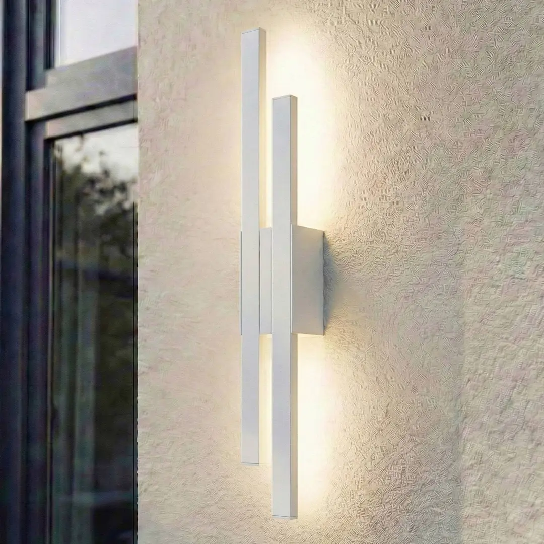 Lindby LED-Außenwandleuchte Sakari, weiß, Alu, Höhe 59 cm