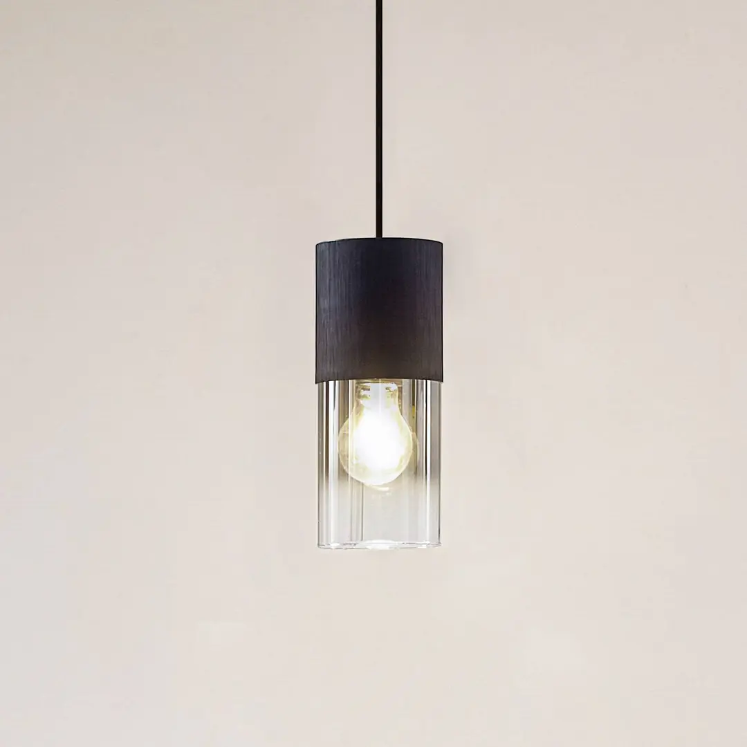 Lindby Hängeleuchte Svante, 1-flg., schwarz, Glas, Ø 10cm