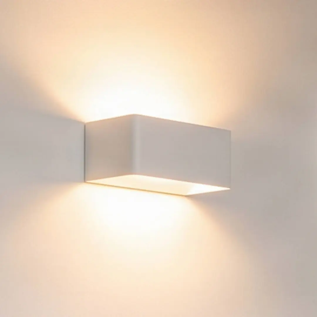 Arcchio LED-Wandlampe Karam, 20 cm, weiß, Metall, up/down