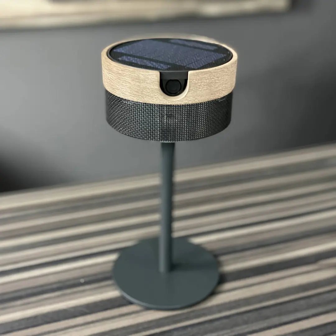 Les Jardins LED-Solartischleuchte Bateak, schwarz / teak-grau, 2.700 K