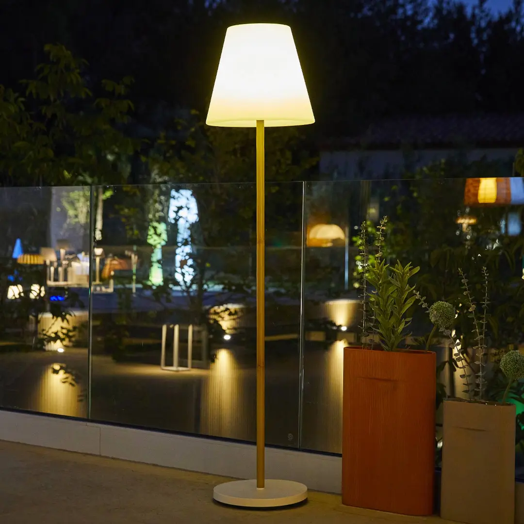 Lumisky LED-Solar-Terrassenlampe Standy weiß/braun, Höhe 150 cm IP44