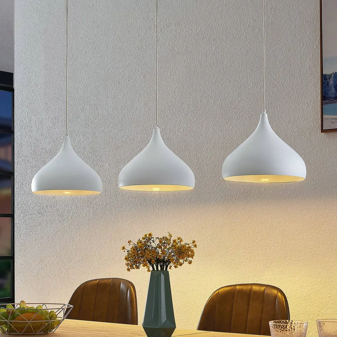 Lindby Pendelleuchte Elamira, weiß, Metall, 133 cm, 3-flg.