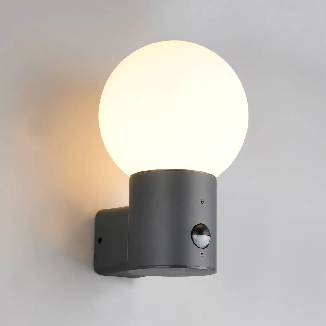 Trio Lighting Außenwandlampe Mures, anthrazit, Höhe 28 cm, Metall, Sensor