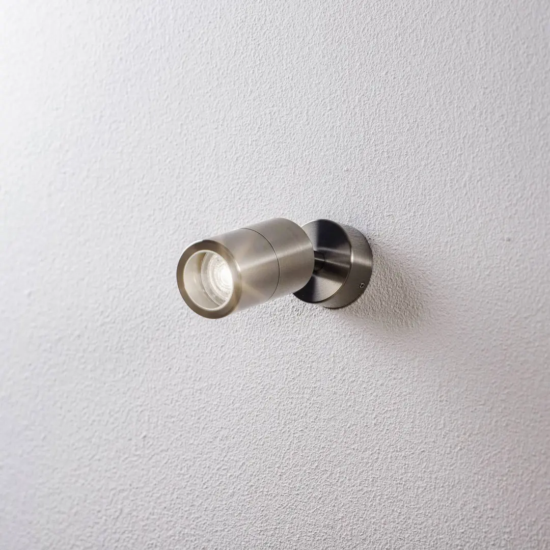 Arcchio Kalel Außenwandlampe, 1-fl., V4A beweglich