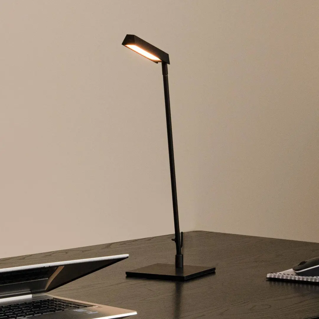 Lucide LED-Tischleuchte Lavale, schwarz, dimmbar, Höhe 42 cm