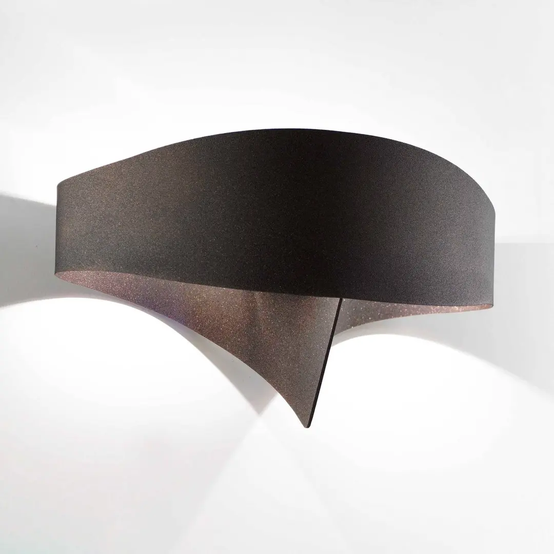 Selène LED-Wandleuchte Scudo aus Stahl, bronze