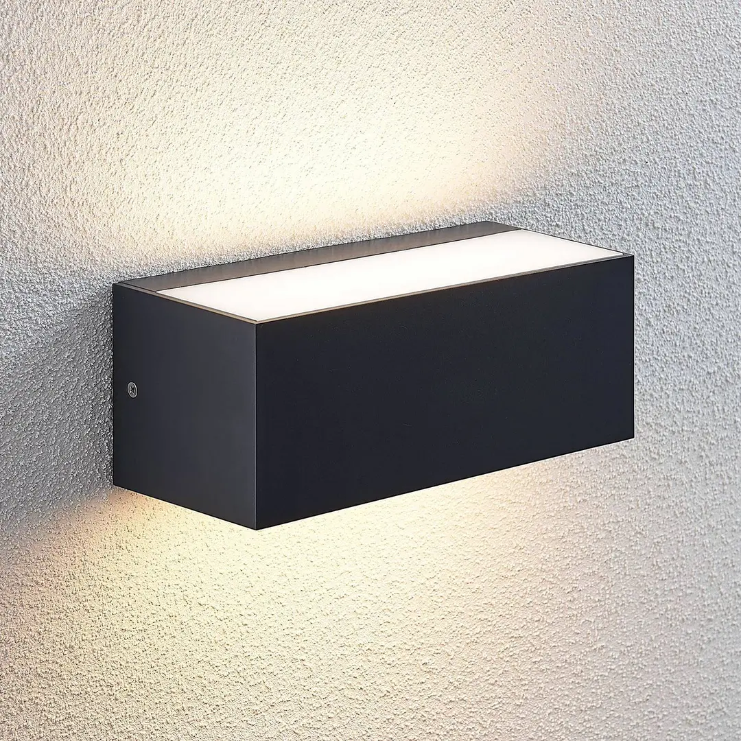 Lindby LED-Außenwandlampe Nienke, 23 cm, seewasserfest, IP65