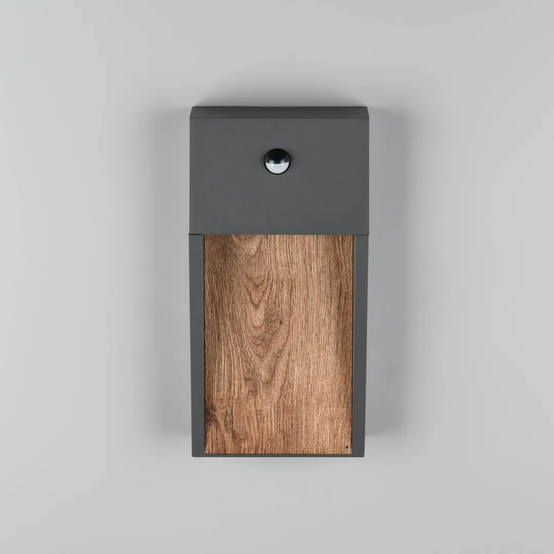 Trio Lighting LED-Sensor-Außenwandlampe SALMON, Holzoptik, Höhe 33 cm IP44