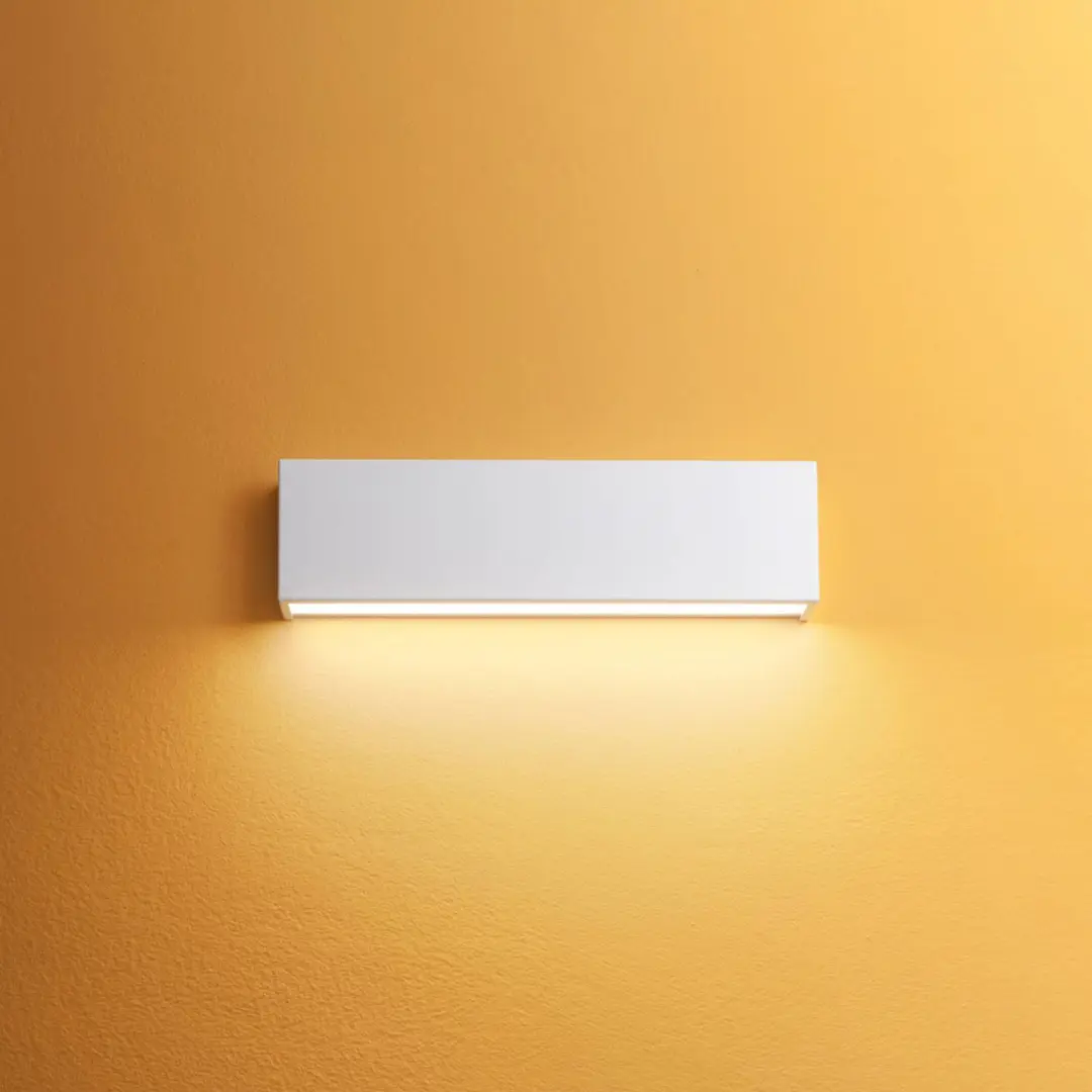 Linea Light LED-Wandleuchte Box W2 Bi-Emission, B 31,9 cm, weiß, 2700 K