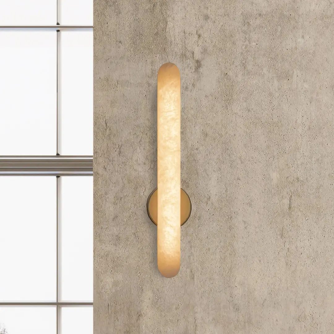 Zambelis LED-Wandleuchte 2547, weiß, Höhe 37 cm, Alabaster, dimmbar