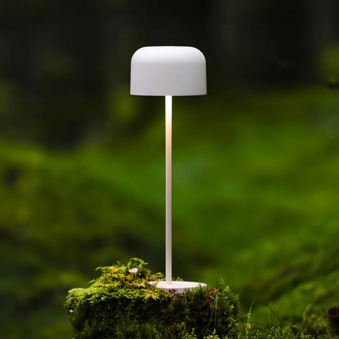 Konstsmide LED-Akku-Tischlampe Lille, Höhe 36 cm, weiß, IP54, USB