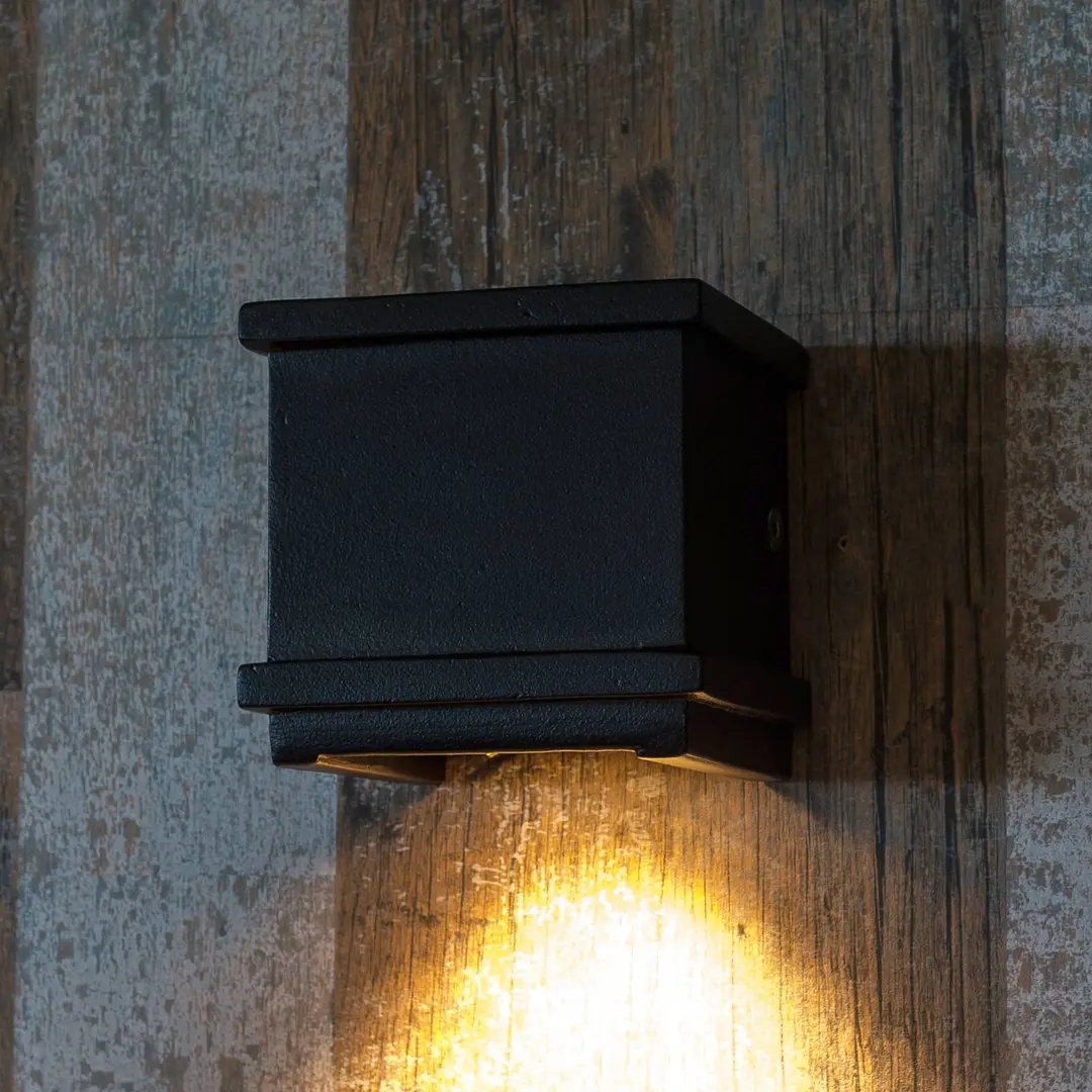 K.S. Verlichting Außenwandleuchte Borgo aus Aluminium, schwarz