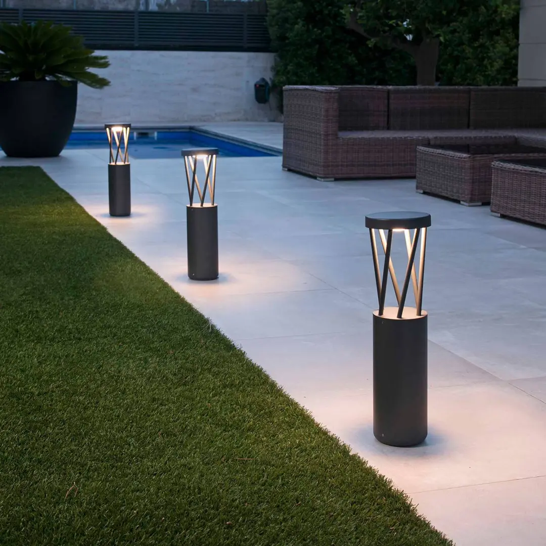 FARO BARCELONA LED-Wegeleuchte Twist