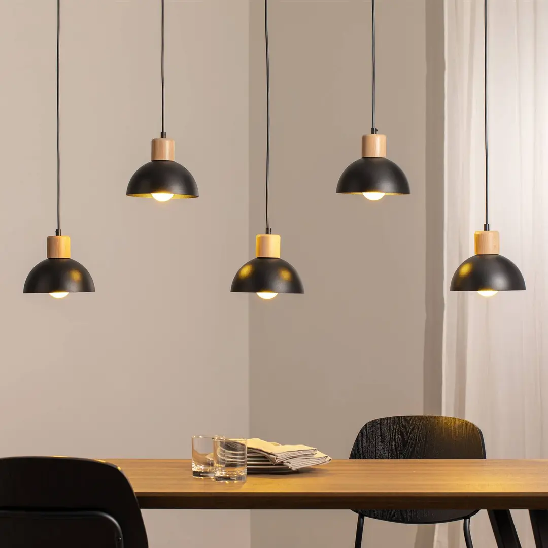 EMIBIG LIGHTING Pendellampe Seco, Länge 116 cm, schwarz, Metall/Holz, 5-flg.