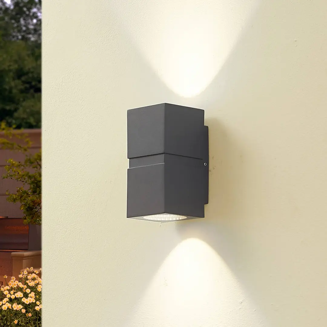 LUCANDE Dunkelgraue LED-Außenwandlampe Gabriela, 2-fl.