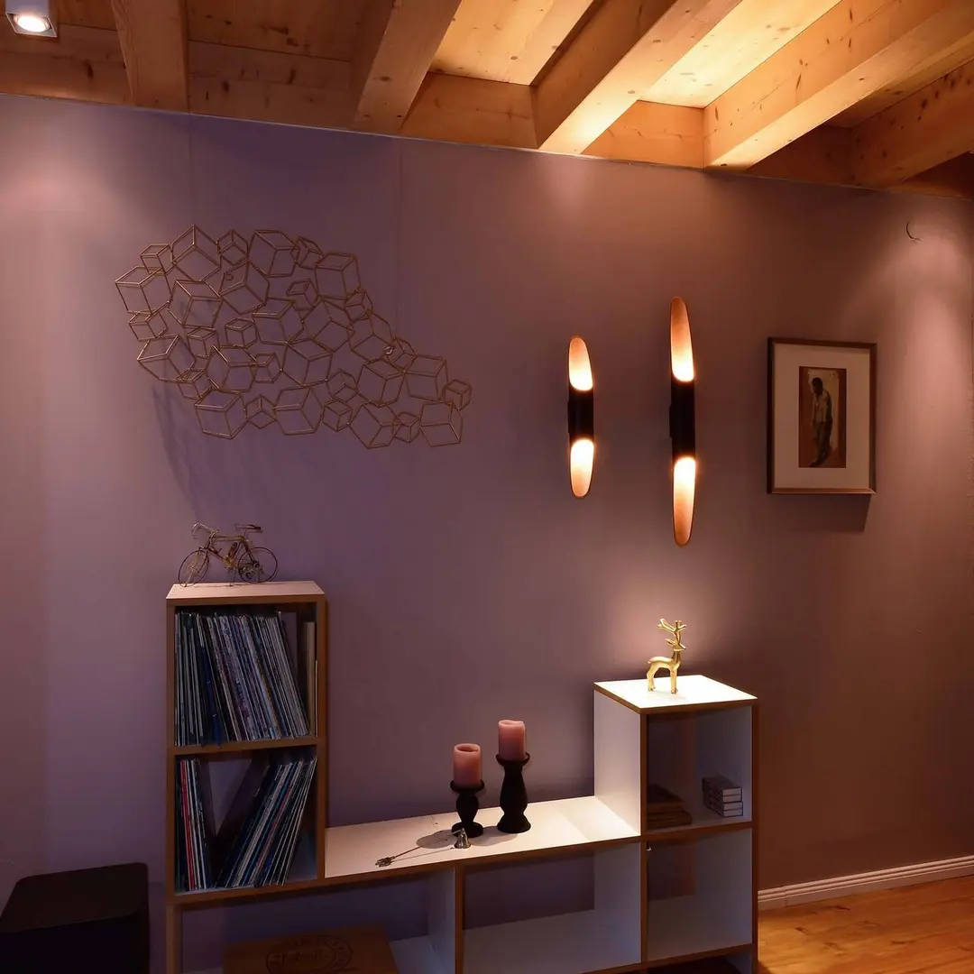 Deko-Light LED-Wandleuchte Apodis, schwarz/rosé, Höhe 80 cm, Metall dim